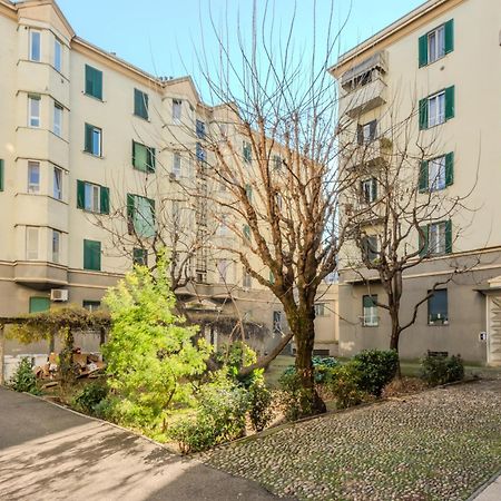 New And Functional Apartments Near The Metro Milão Exterior foto