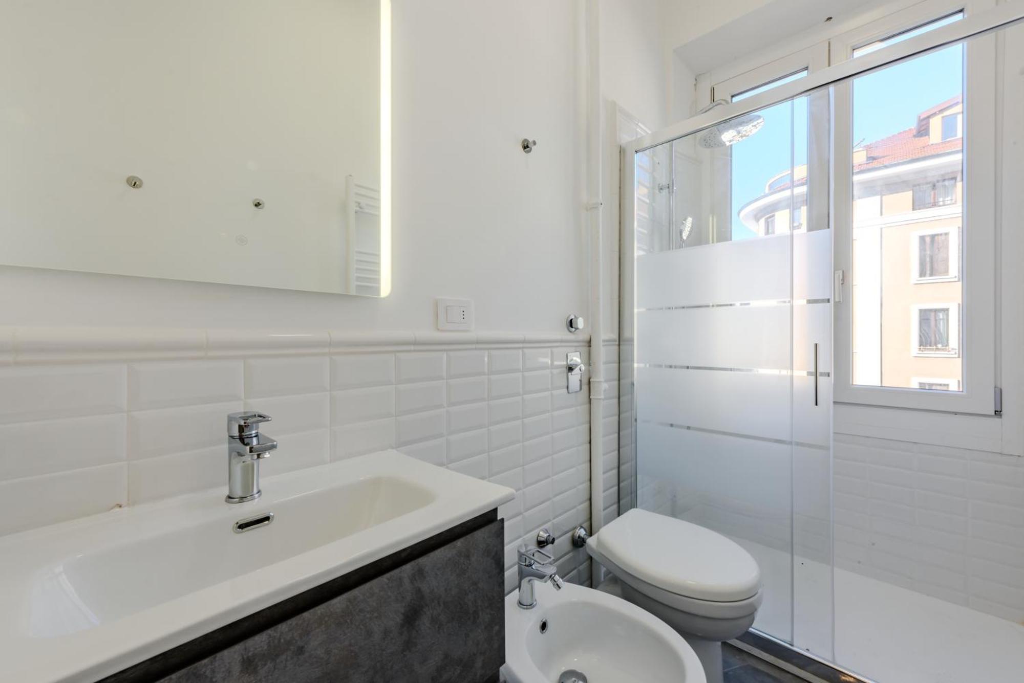 New And Functional Apartments Near The Metro Milão Exterior foto